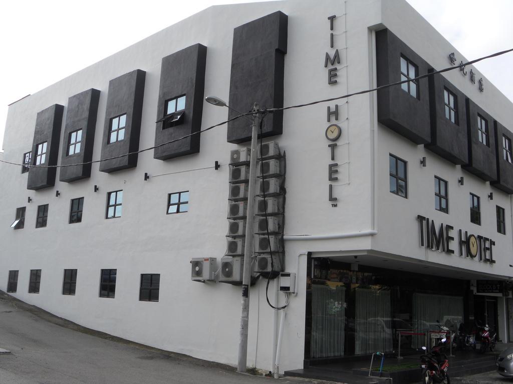 Time Hotel Seremban Exterior foto